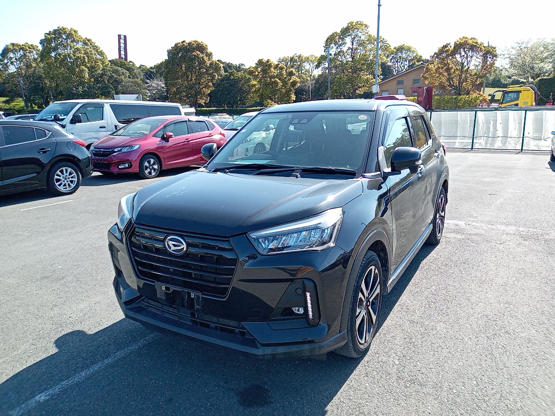 DAIHATSU ROCKY