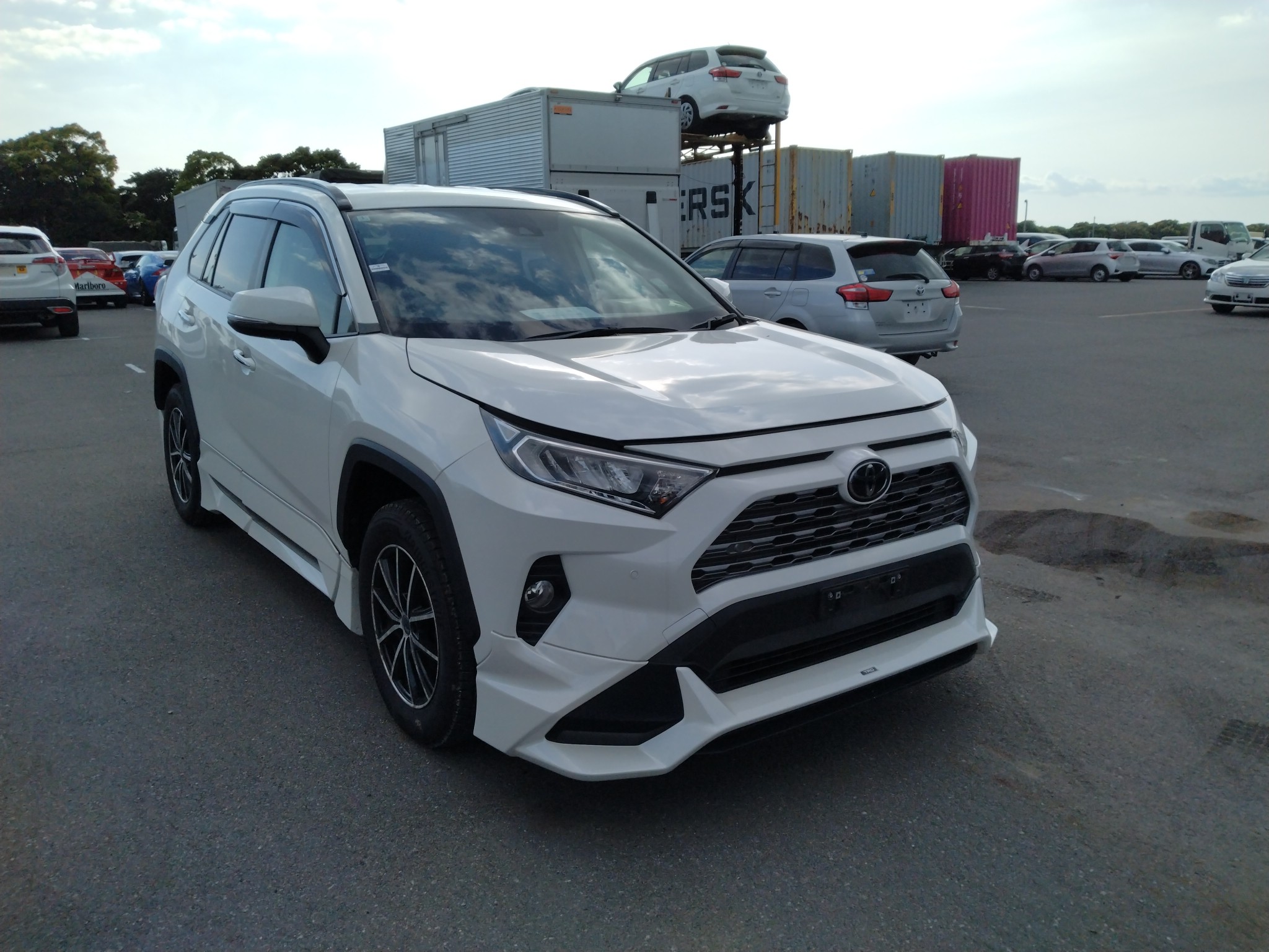 TOYOTA RAV4