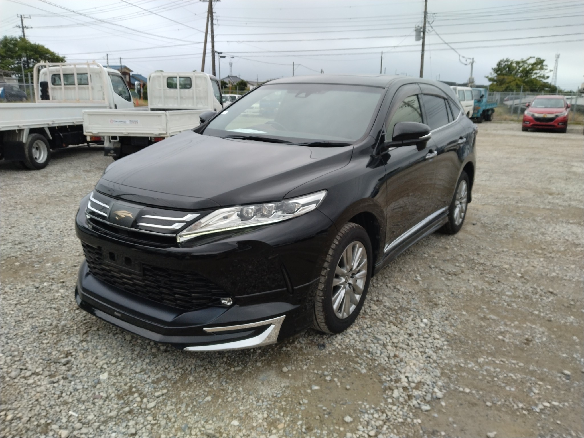 TOYOTA HARRIER