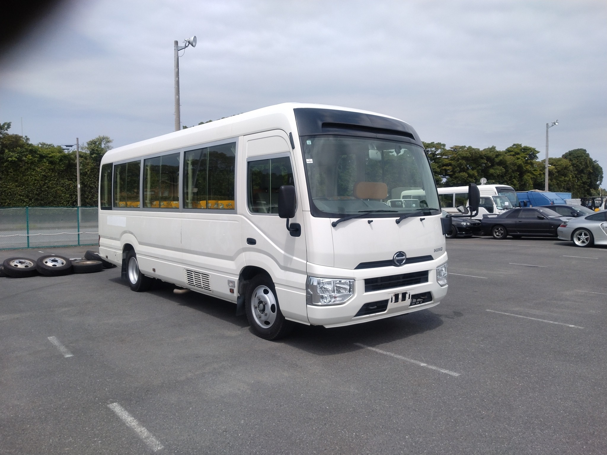HINO LIESSE II