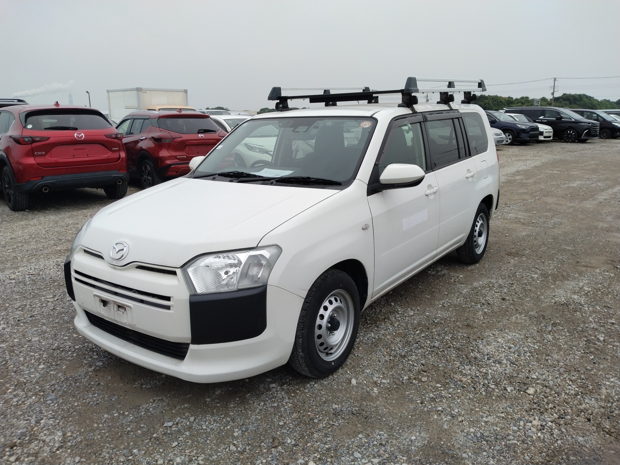 MAZDA FAMILIA VAN