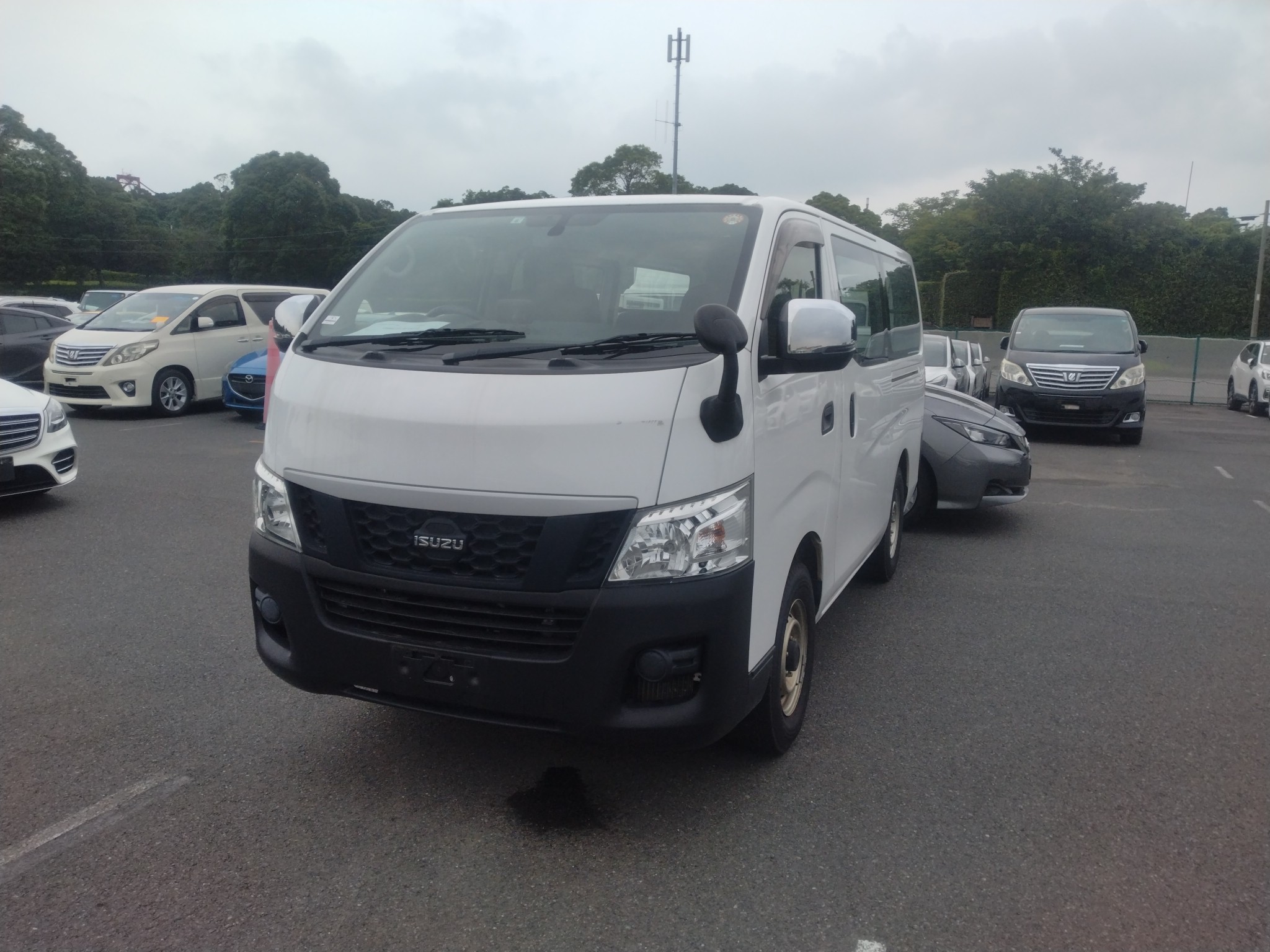 ISUZU COMO