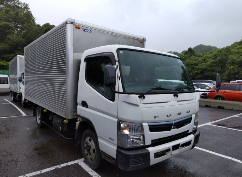 MITSUBISHI CANTER