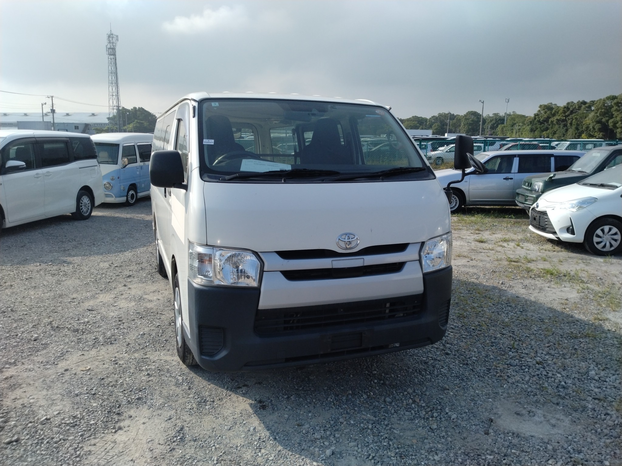 TOYOTA REGIUSACE