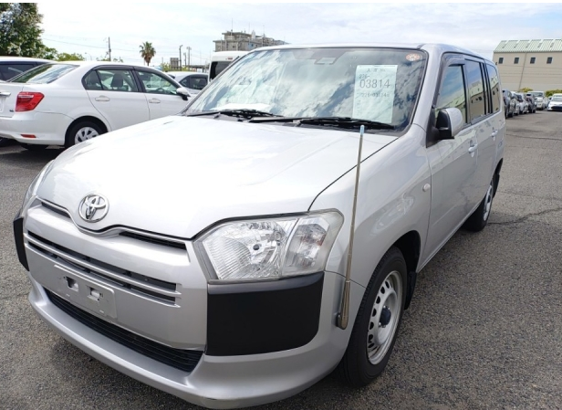 TOYOTA SUCCEED