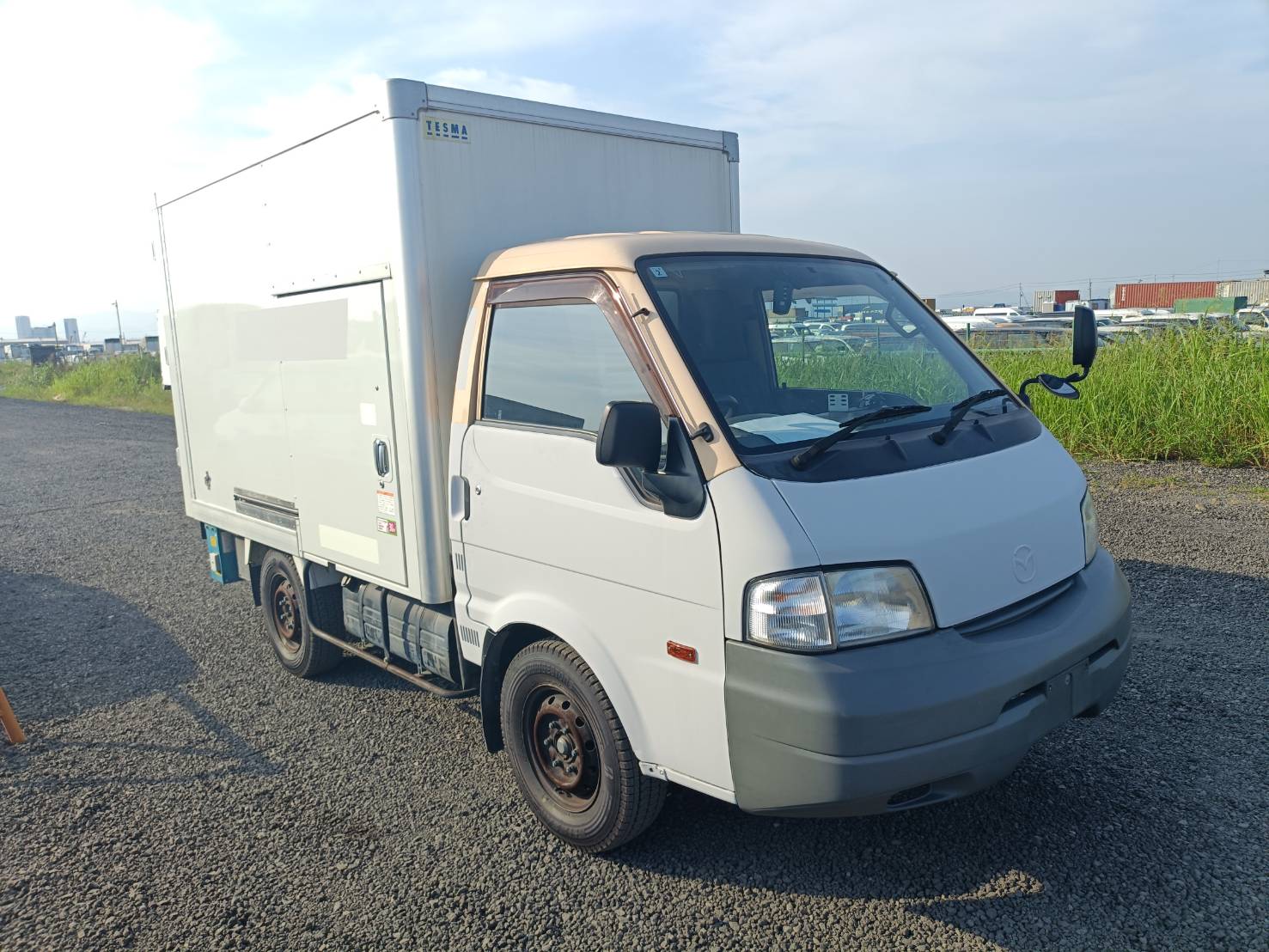 MAZDA BONGO TRUCK