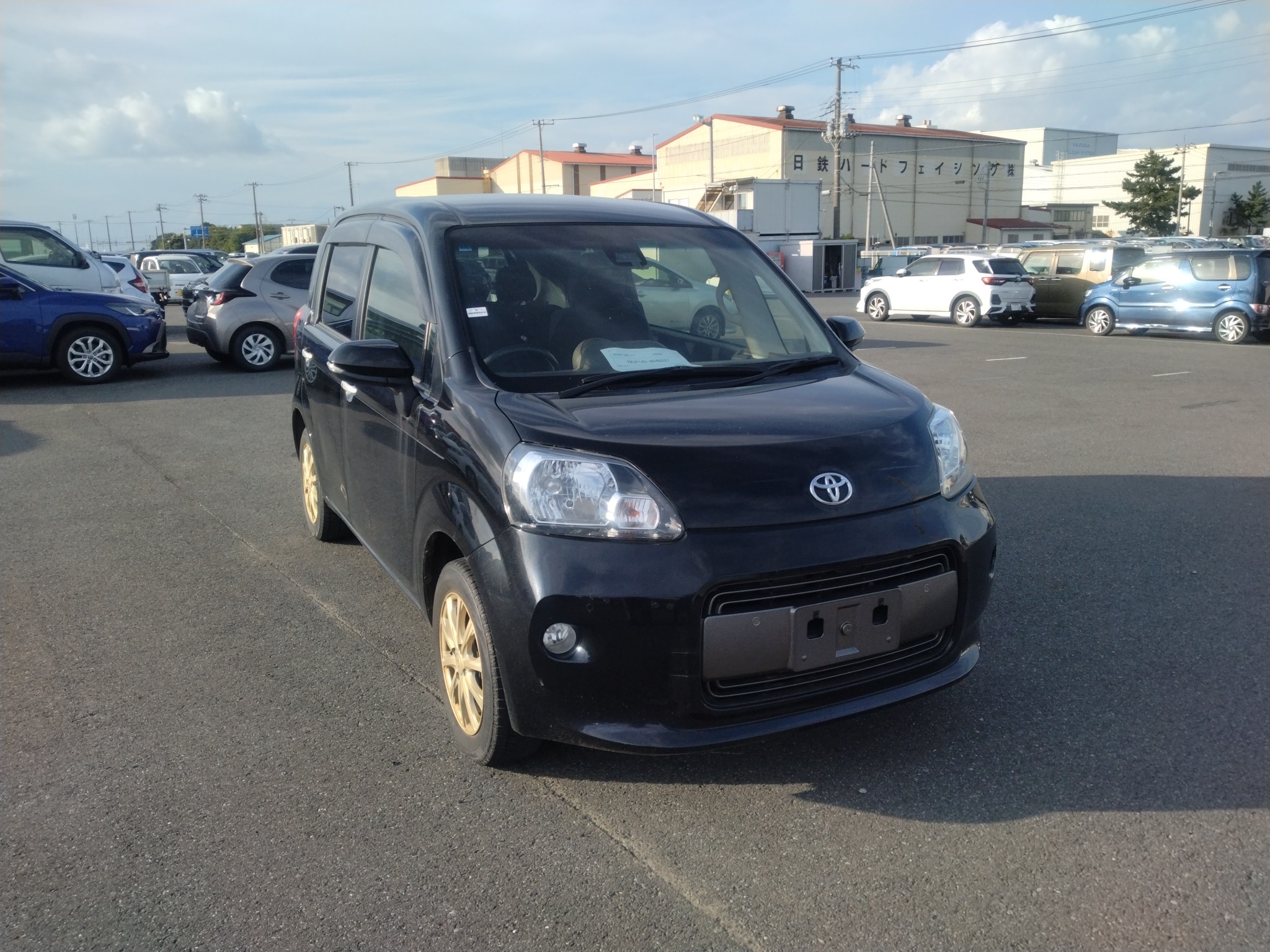 TOYOTA PORTE
