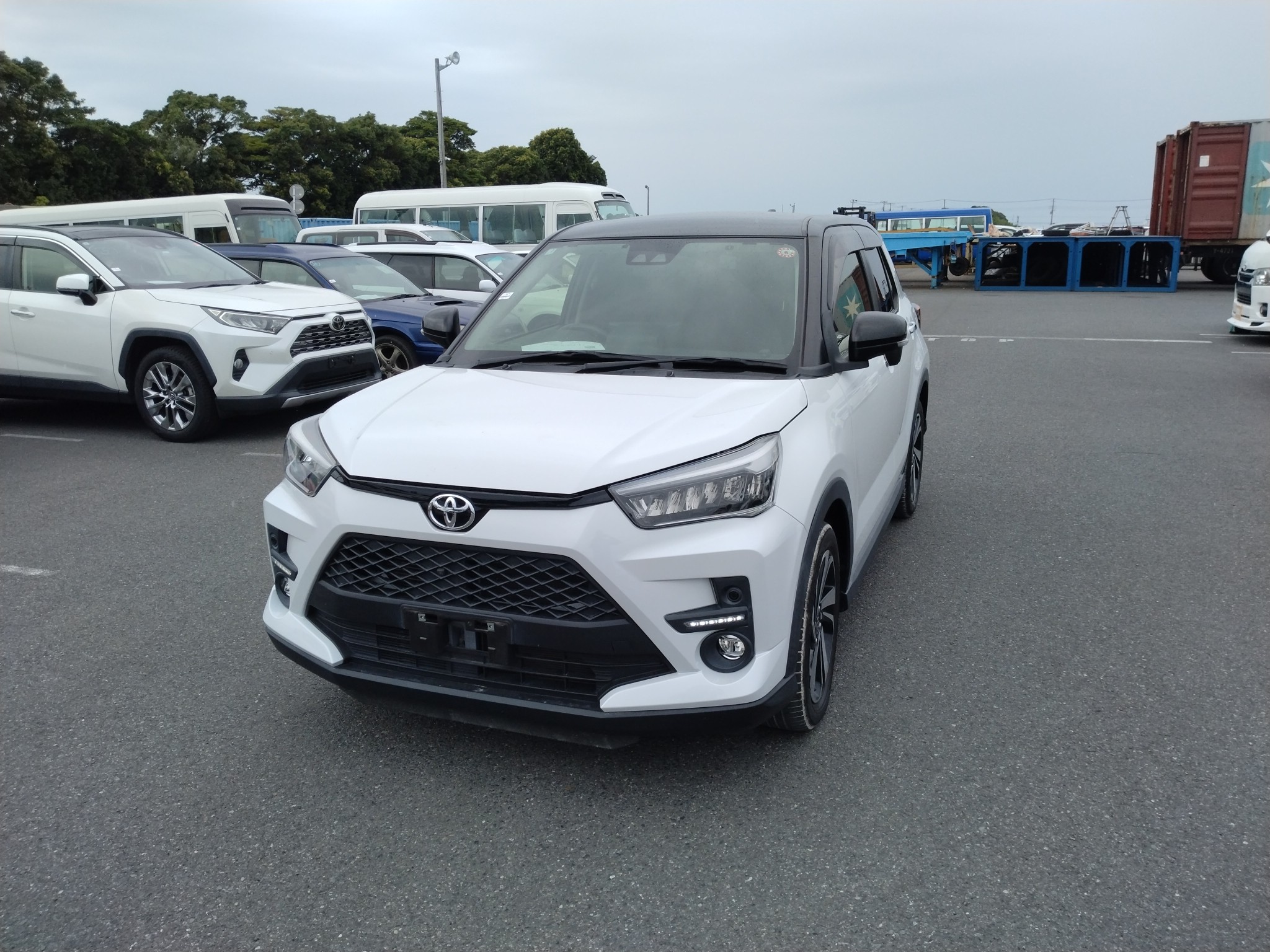 TOYOTA RAIZE