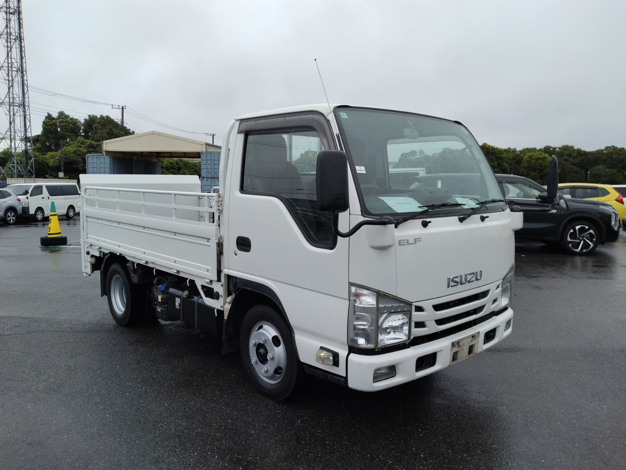 ISUZU ELF