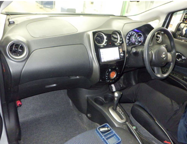 NISSAN NOTE, photograph 3