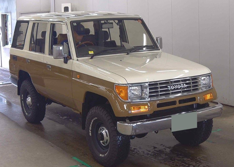 TOYOTA LANDCRUISER PRADO